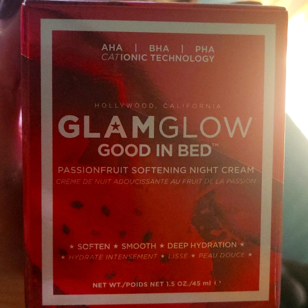 Glamglow good in bed moisturizer